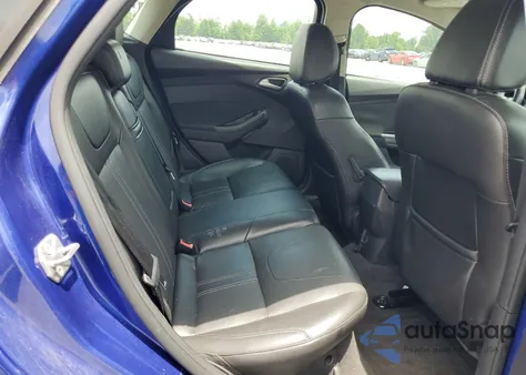 2013 Ford Focus Titanium z USA, uszkodzony, nr VIN 1FADP3N26DL290411